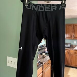 Under Armour youth Black Compression Leggings